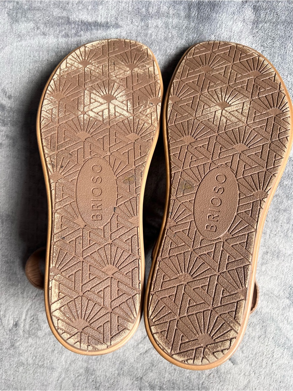 Brioso Vista Asymmetrical Strappy Flat Leather Sandals Sz 9.5 M Comfortable - Picture 7 of 15